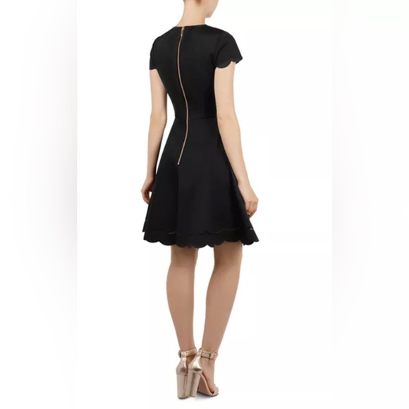 TED BAKER - Marlena Scalloped Short Sleeve Dress in Black. Size: TB3 = US 8 - Picture 3 of 16